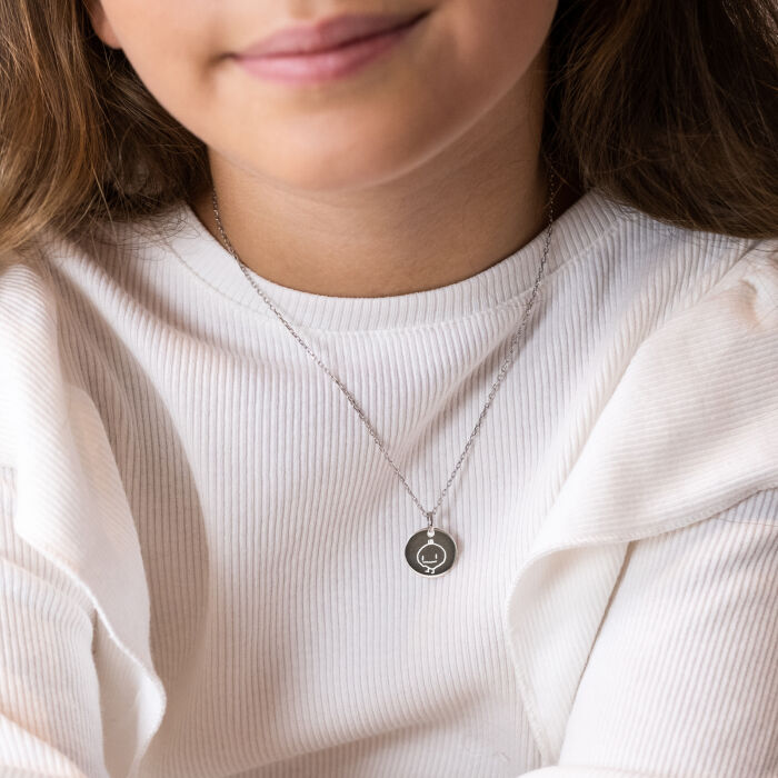 Personalised engraved silver children's medallion pendant 15 mm - sketch
