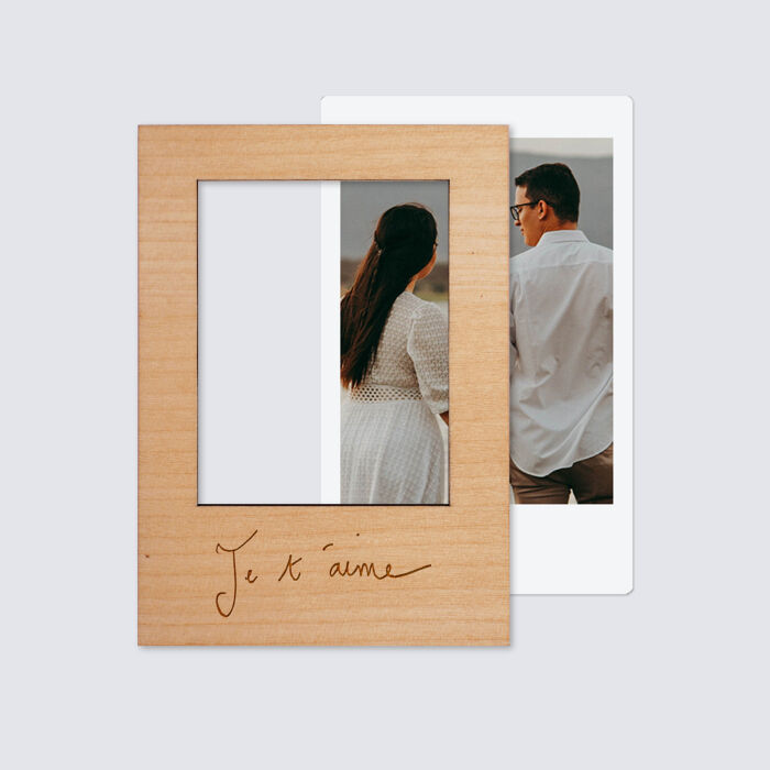 Cadre polaroïd personnalisé gravé bois aimanté petit format 68x97 mm - je t'aime