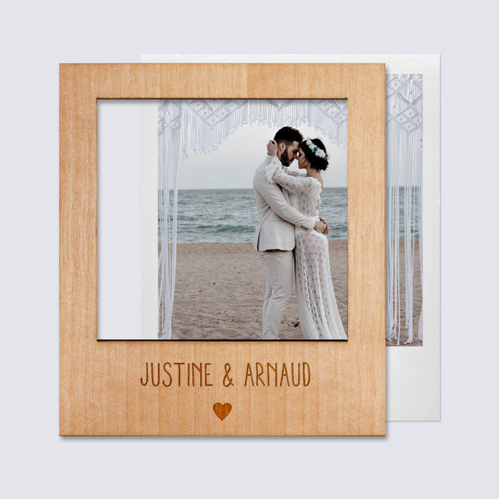 Cadre polaroïd personnalisé gravé bois aimanté grand format 92x108 mm - prénoms