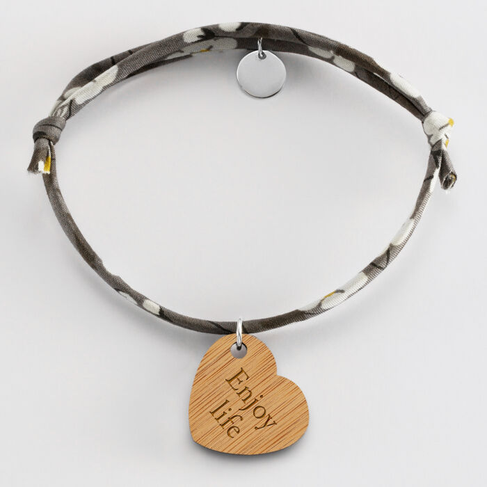 Bracelet Liberty personnalisé médaille gravée bois dormeuse coeur 19x21 mm - texte