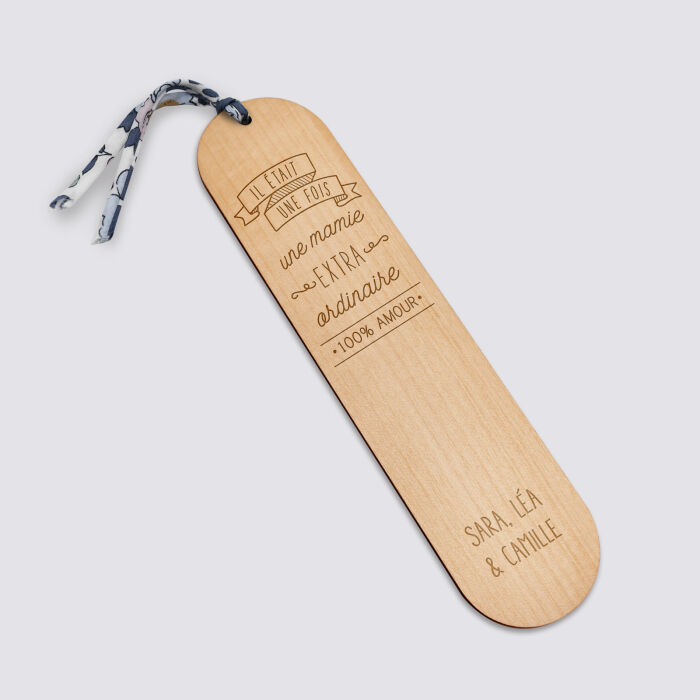 Marque page personnalisé bois gravé avec cordon liberty - édition spéciale "Bonne lecture mamie" - prénoms