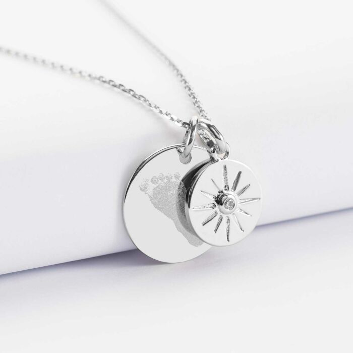 Pendentif personnalisé médaille gravée argent 19 mm et breloque soleil scintillant 14 mm - empreintes
