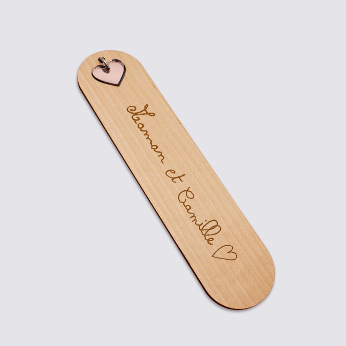 Marque page personnalisé bois gravé avec breloque cœur acrylique miroir - texte manuscrit