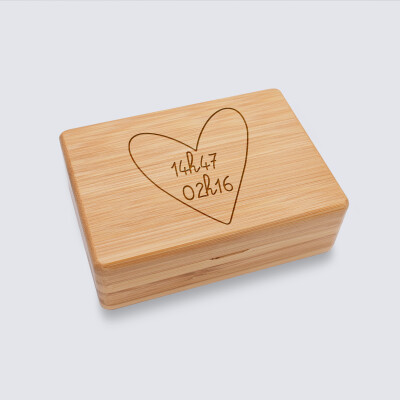 Boîte à bijoux personnalisée 12x8,5 cm bois gravé - HappyBulle x Mon petit Léon - 14h47 02h16
