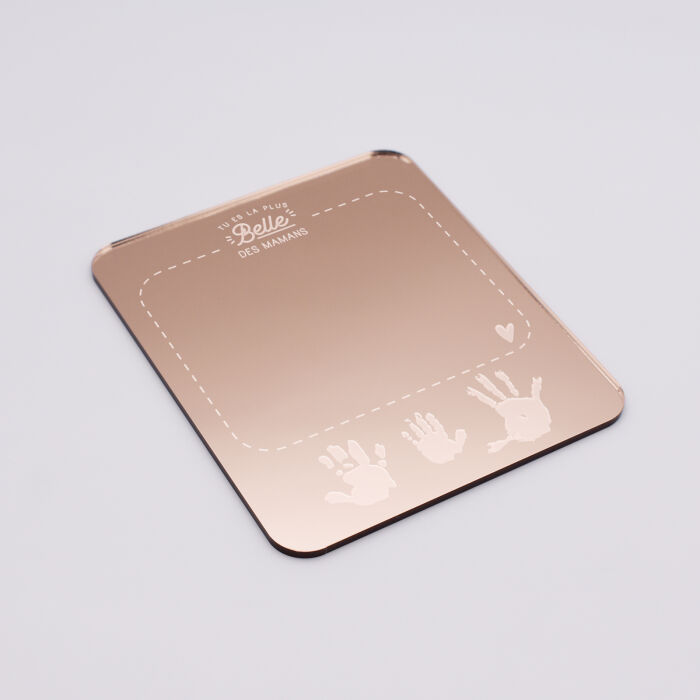 Miroir maman personnalisé acrylique miroir rose gravé 11x13 cm avec support - édition spéciale "La plus jolie des mamans" - empreinte