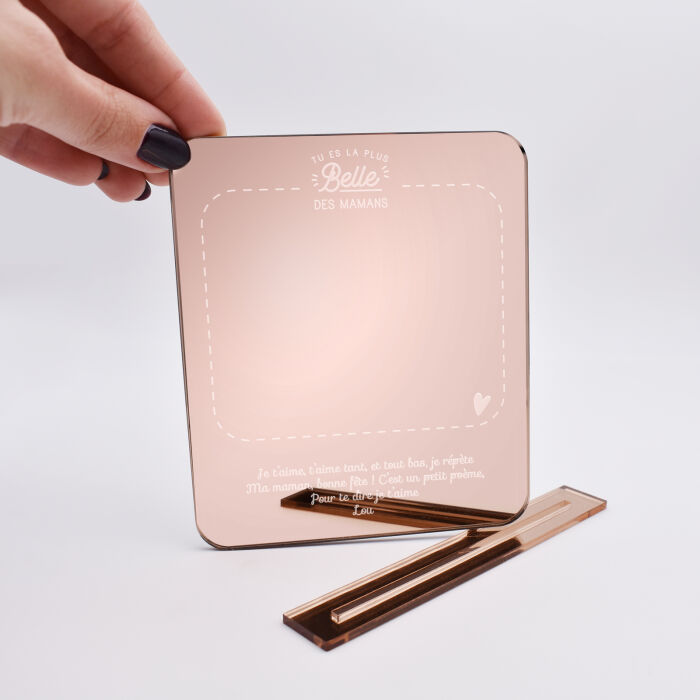 Miroir maman personnalisé acrylique miroir rose gravé 11x13 cm avec support - édition spéciale "La plus jolie des mamans" - texte