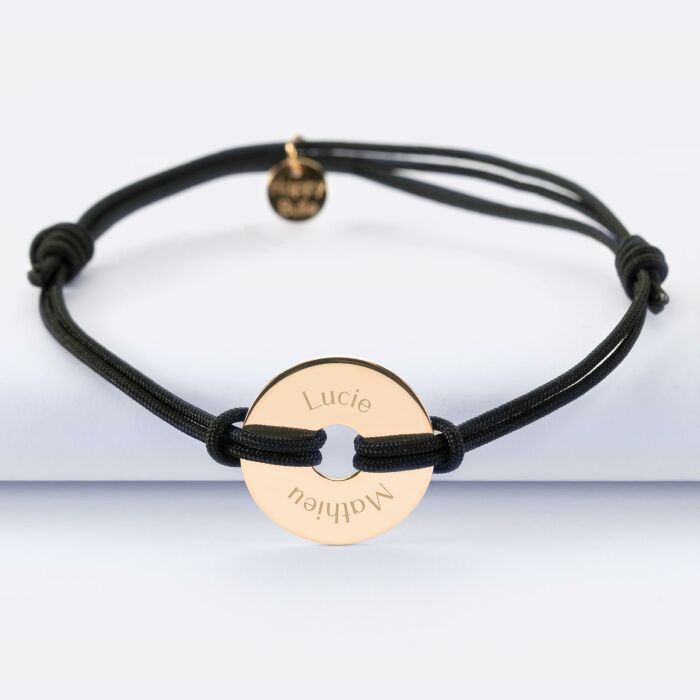Bracelet homme personnalisé cordon double médaille gravée plaqué or cible 20 mm - 2 prénoms
