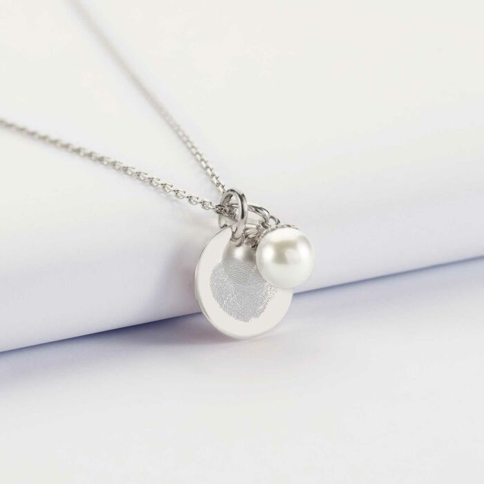 Pendentif personnalisé médaille gravée argent 15 mm et breloque perle nacre 10 mm - empreinte doigt