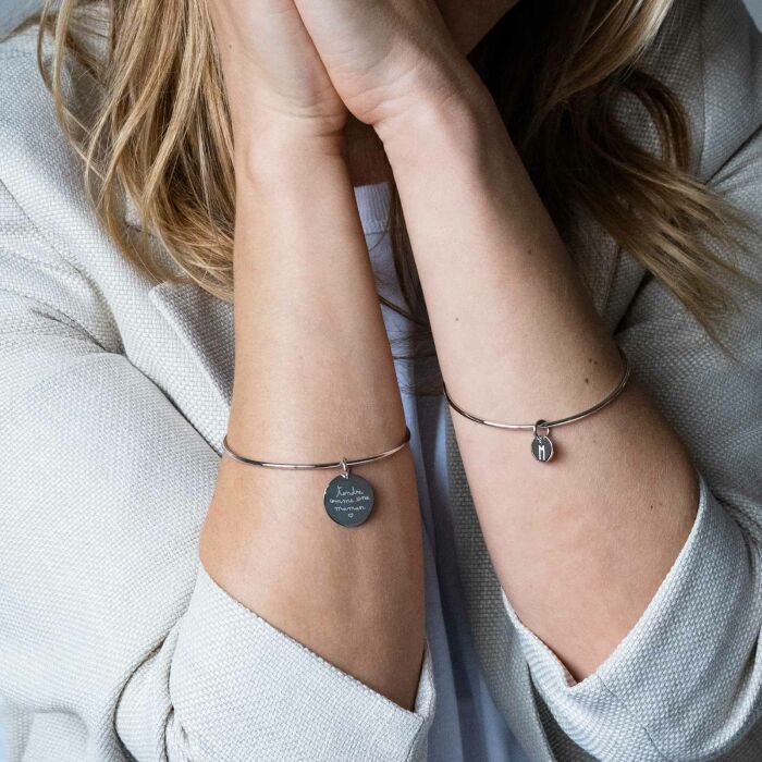 Bracelet personnalisé jonc argent médaille gravée 19 mm