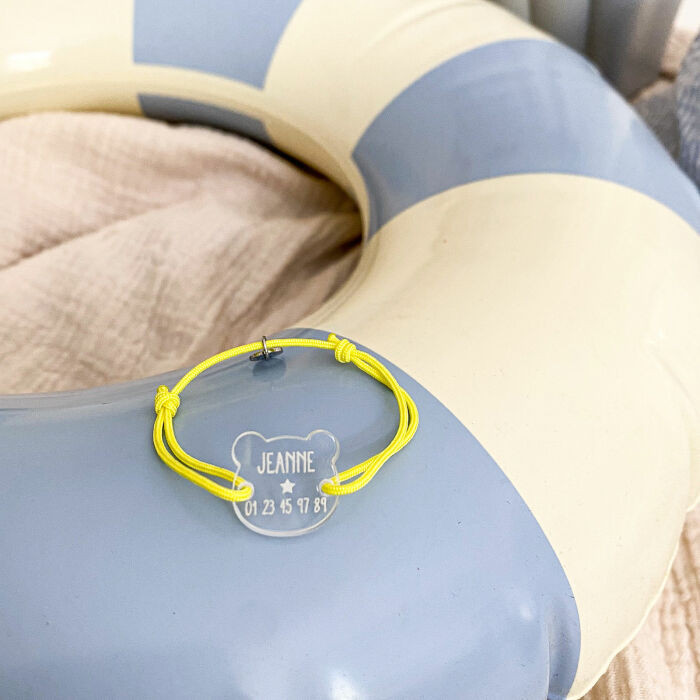 Bracelet d'identification enfant médaille gravée acrylique 2 trous ours 16x17 mm - ambiance summer