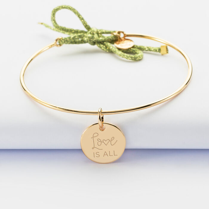 Bracelet personnalisé jonc plaqué or et cordon pailleté médaille gravée 15 mm - illustration