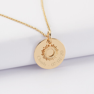 Pendentif réversible personnalisé médaille gravée plaqué or 19 mm et breloque soleil 10 mm - prénom