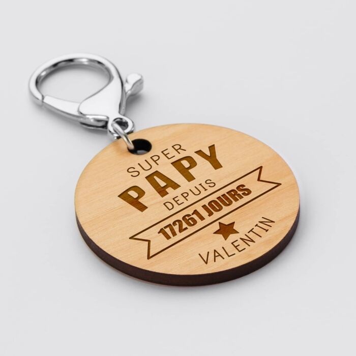 Porte-clés personnalisé gravé bois médaille ronde 50 mm - "Super papy depuis" - 17261 jours