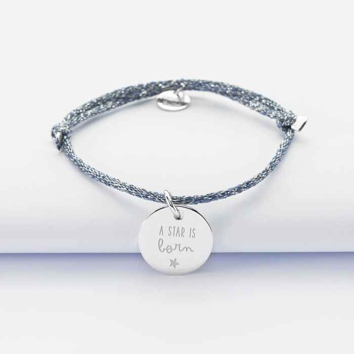Bracelet enfant personnalisé cordon pailleté médaille gravée argent 15 mm - illustration