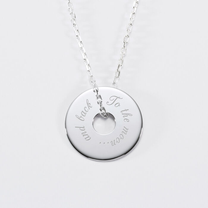 Pendentif homme personnalisé médaille gravée argent cible 20 mm - texte simple