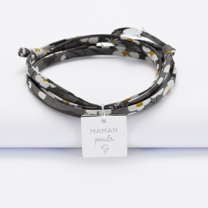 Bracelet 3 tours Liberty personnalisé médaille gravée argent dormeuse carrée 18x18 mm - illustration maman