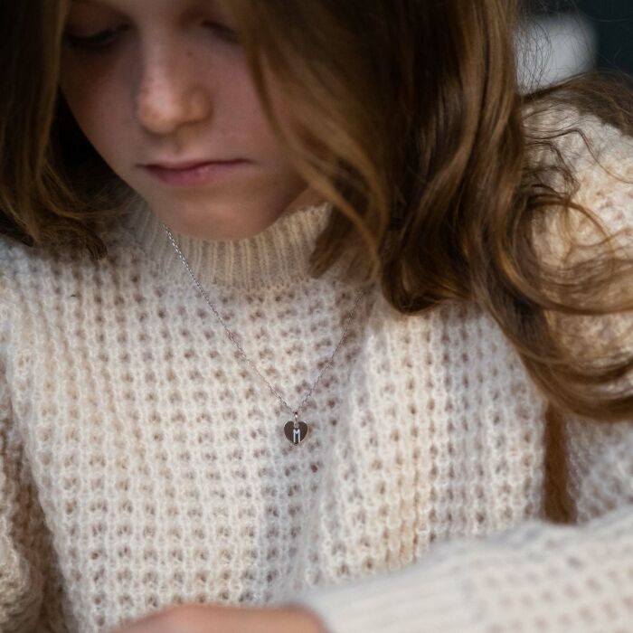 Pendentif enfant personnalisé initiale médaille gravée argent coeur 10 mm - Lettre M