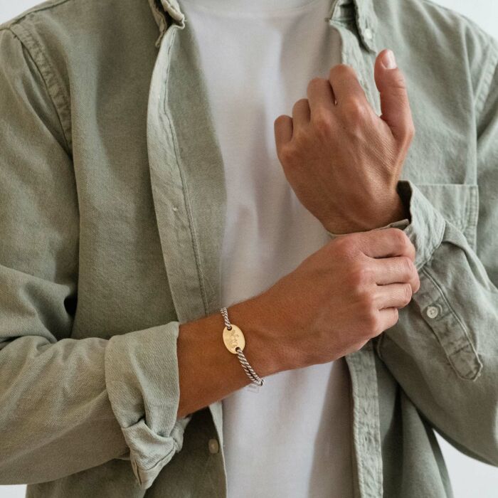 Bracelet homme personnalisé cordon marin tressé médaille gravée plaqué or ovale 25x16 mm - Dessin
