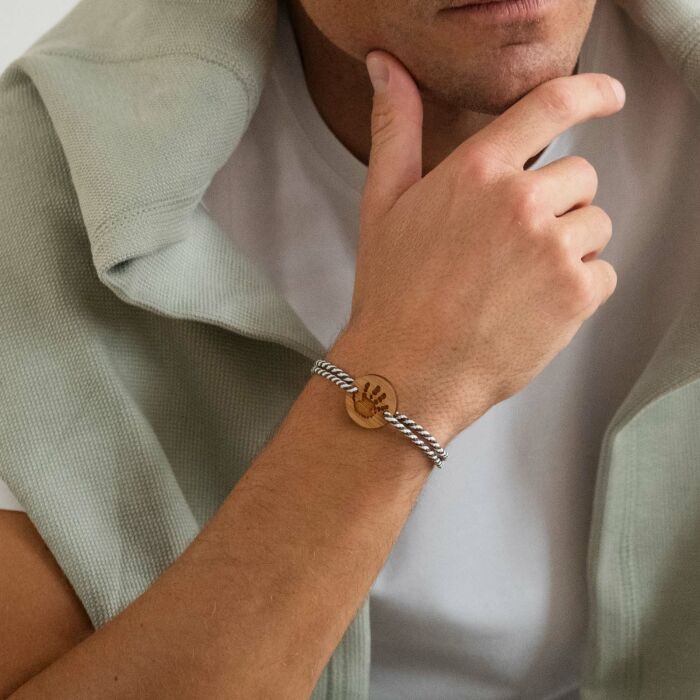 Bracelet homme personnalisé cordon marin tressé médaille gravée bois ronde 2 trous 21 mm - empreinte de main gravée