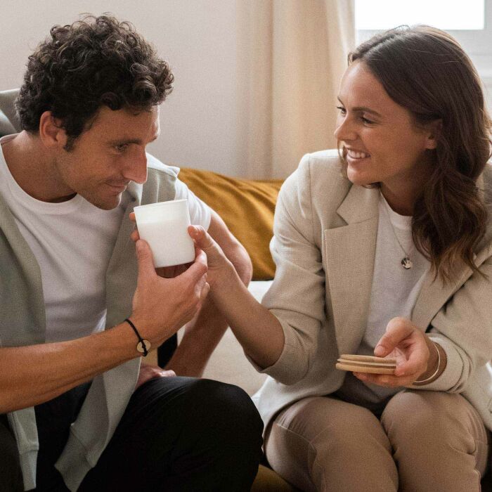 Bougie parfumée personnalisé couvercle bois gravé - ambiance 2