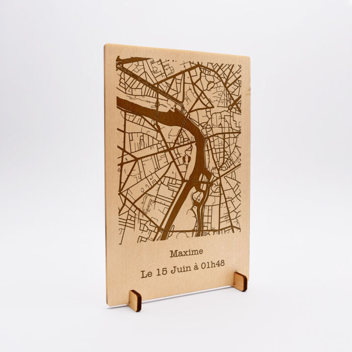 Cadre "Géo map" personnalisé bois gravé 15x10 cm avec support - prénom et date