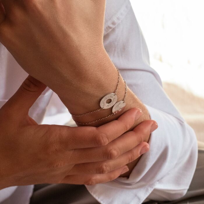 Personalised engraved 2-hole silver medallion chain bracelet 15mm
