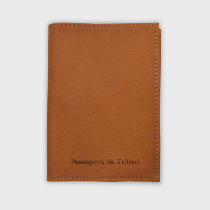Porte passeport personnalisé lionne - texte