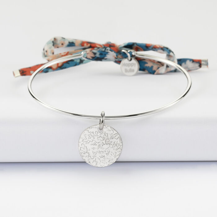 Bracelet personnalisé jonc argent et cordon Liberty médaille martelée gravée 15 mm - face martelée