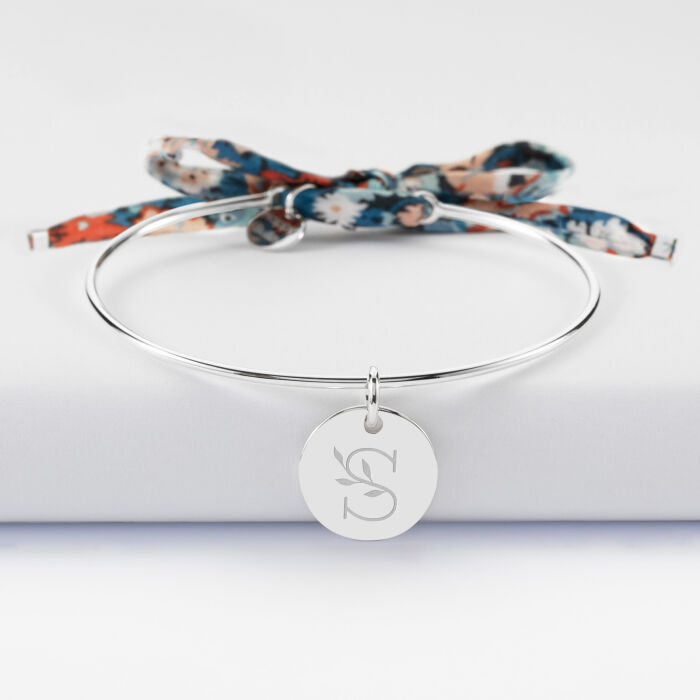 Bracelet personnalisé jonc argent et cordon Liberty médaille martelée gravée 15 mm - illustration