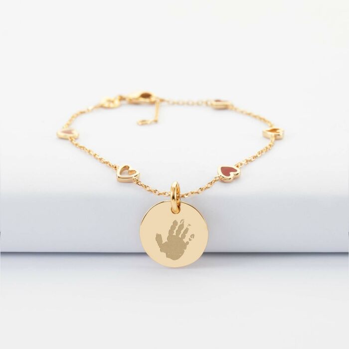 Bracelet chaîne cœurs ajourés et email médaille gravée plaqué or 15 mm - empreinte