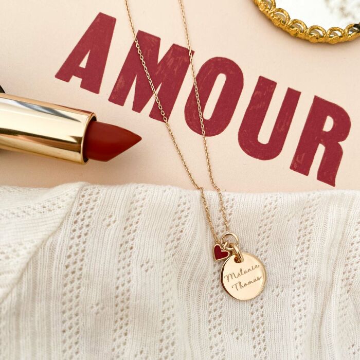 Collier cœur email rouge personnalisé médaille plaqué or 15 mm - ambiance amour