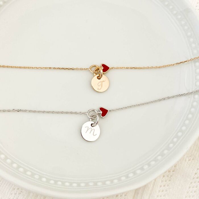 Bracelet chaîne cœur email rouge personnalisé médaille gravée argent 10 mm - ambiance plaqué or et argent