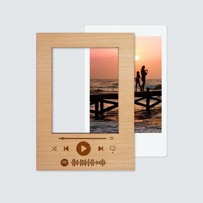 Cadre polaroïd Spotify personnalisé gravé bois aimanté petit format 68x97 mm - face photo