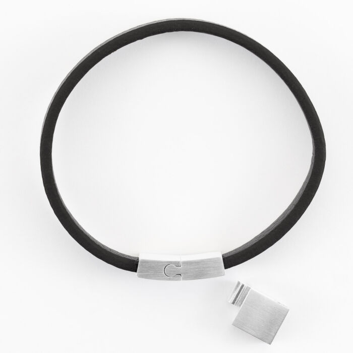 Bracelet homme personnalisé cuir fermoir gravé acier 11x10 mm - pièces noir