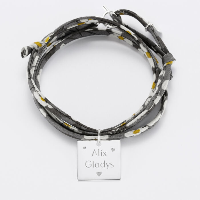 Bracelet 3 tours Liberty personnalisé médaille gravée argent dormeuse carrée 18x18 mm - prénoms