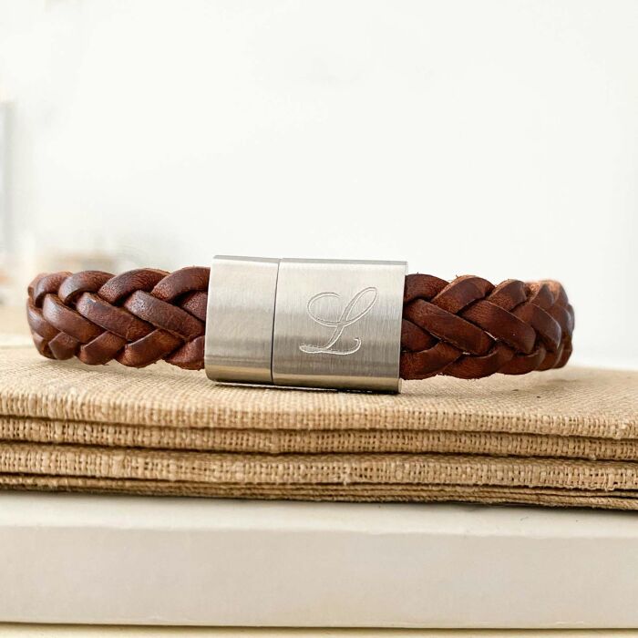 Bracelet homme personnalisé cuir tressé fermoir gravé acier 15x15 mm - zoom