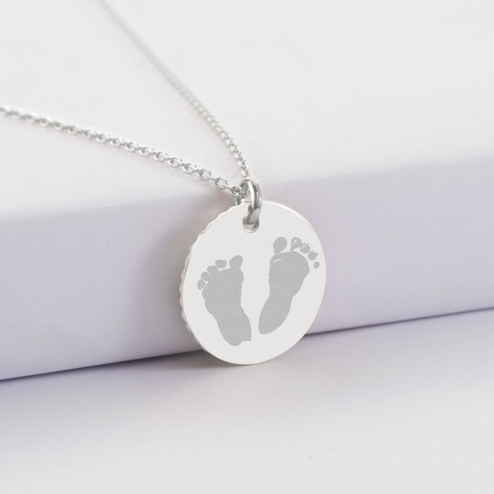 Pendentif personnalisé médaille soleil coeur bombé gravée argent 19 mm - empreintes pieds