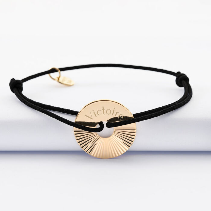 Bracelet personnalisé médaille gravée plaqué or cible soleil 21 mm - prénom