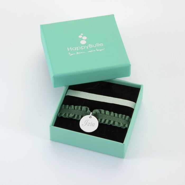 Coffret de bracelets enfant personnalisés cordons élastiques interchangeables médaille gravée argent 15 mm - prénom izia