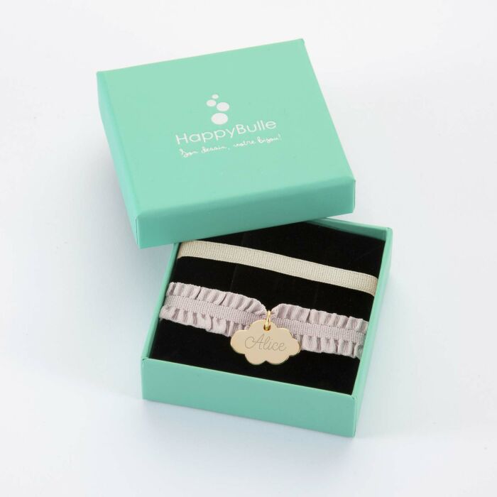 Coffret de bracelets enfant personnalisés cordons élastiques interchangeables médaille gravée plaqué or nuage 20x14 mm - alice