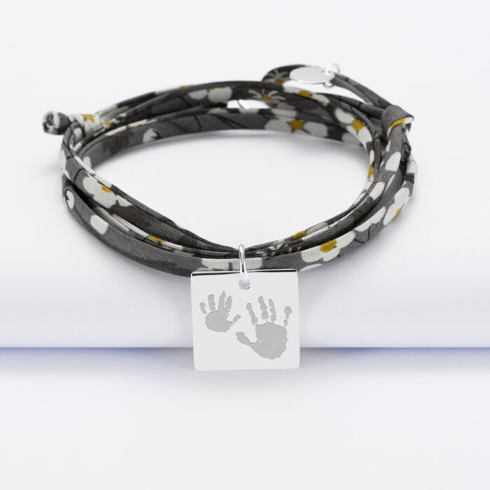 Bracelet Liberty personnalisé médaille gravée argent dormeuse carrée 18x18 mm - empreintes