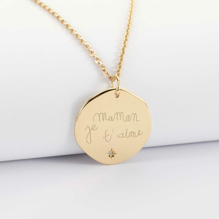 Pendentif personnalisé médaille scintillante gravée plaqué or 20 mm - texte manuscrit