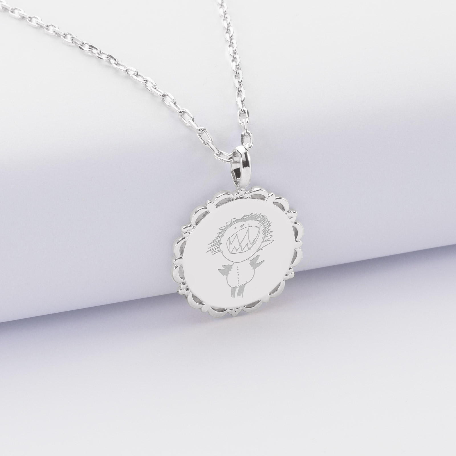 Pendentif Médaille Ancien "Fêtes De L'Enfance" Argenté - Broche Occasion, Couleur Grise, Vintage