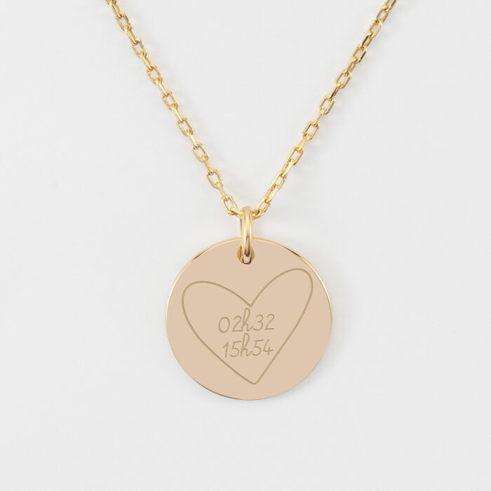 Pendentif personnalisé médaille martelée gravée plaqué or 19 mm - HappyBulle x Mon petit Léon - 02h32