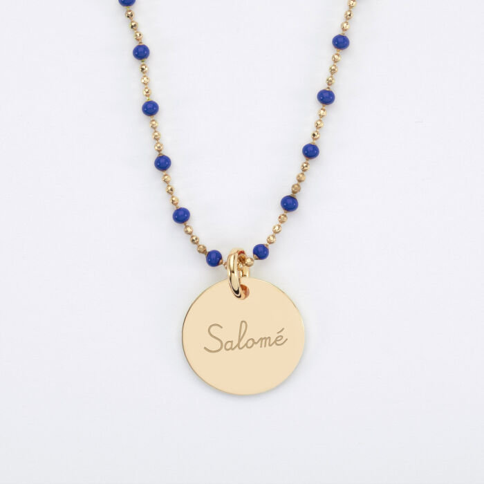 Collier perles colorées personnalisé médaille gravée plaqué or 15 mm - HappyBulle x Mon petit Léon - salomé