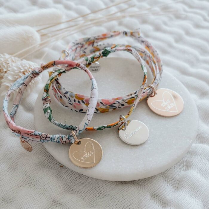 Bracelet 3 tours Liberty personnalisé médaille gravée plaqué or rose 19 mm - HappyBulle x Mon petit Léon - ambiance