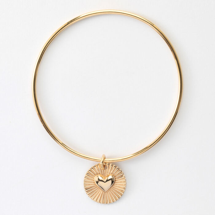 Bracelet personnalisé jonc plaqué or médaille soleil coeur bombé gravée 19 mm - recto médaille