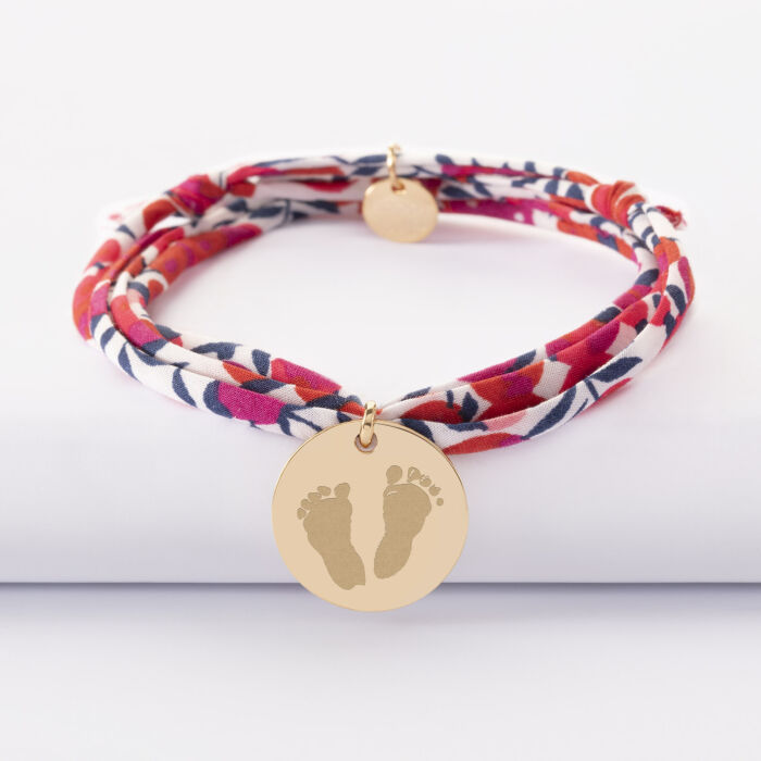 Bracelet 3 tours Liberty personnalisé médaille soleil coeur bombé gravée plaqué or 19 mm - empreintes de pieds