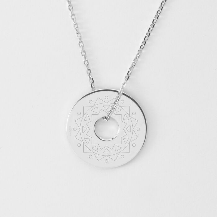 Pendentif personnalisé médaille gravée argent cible soleil 20mm - illustration