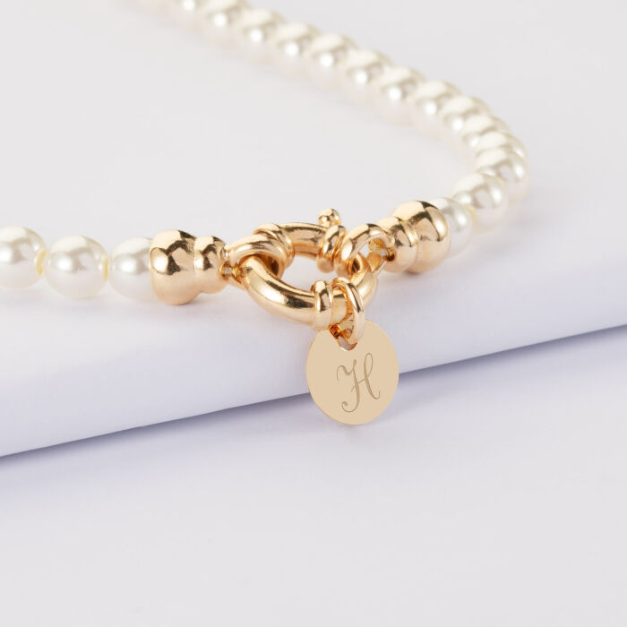 Collier personnalisé perles de Majorque fermoir marin médaille gravée plaqué or 10 mm - Initiale H